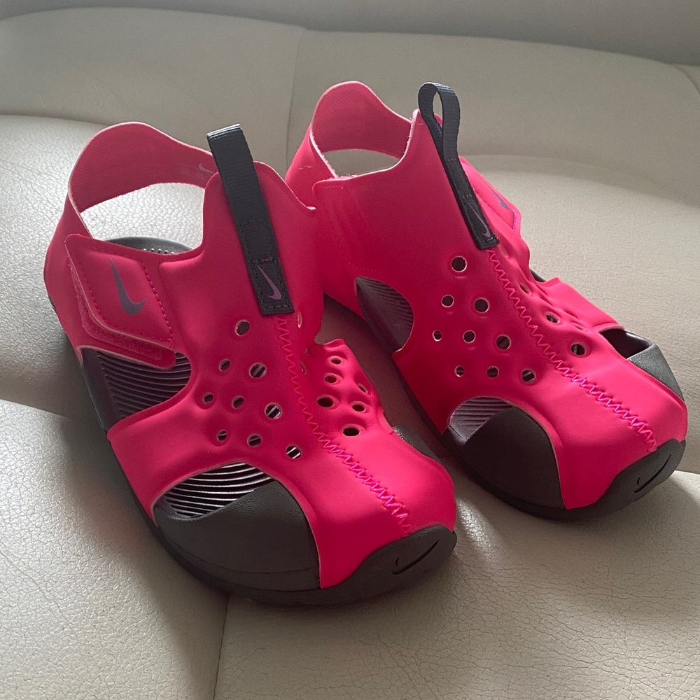 Nike Sunray Protect 2 (PS) Sandals - Hyper Pink/Fuchsia Glow - Toddler Size 12C